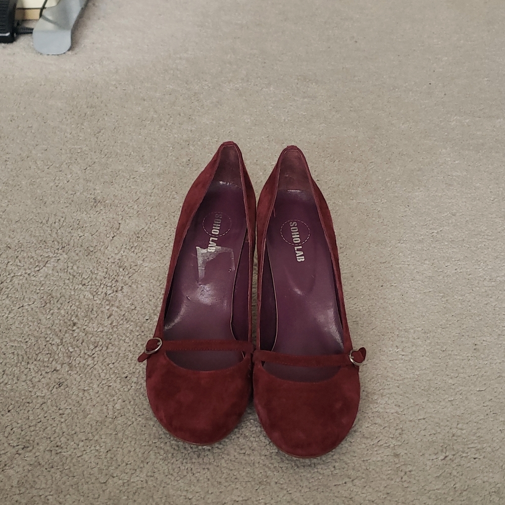 Soho Lab Women's Red Suede Heels